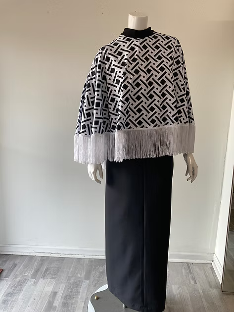Geo Print Cape